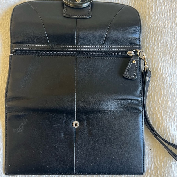 Coach Black Leather Wristlet Clutch - Picture 4 of 5